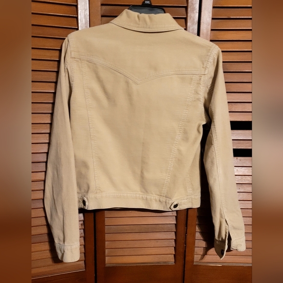 Vintage Abercrombie & Fitch women's corduroy jacket in Khaki/tan. Size M - Picture 3 of 4